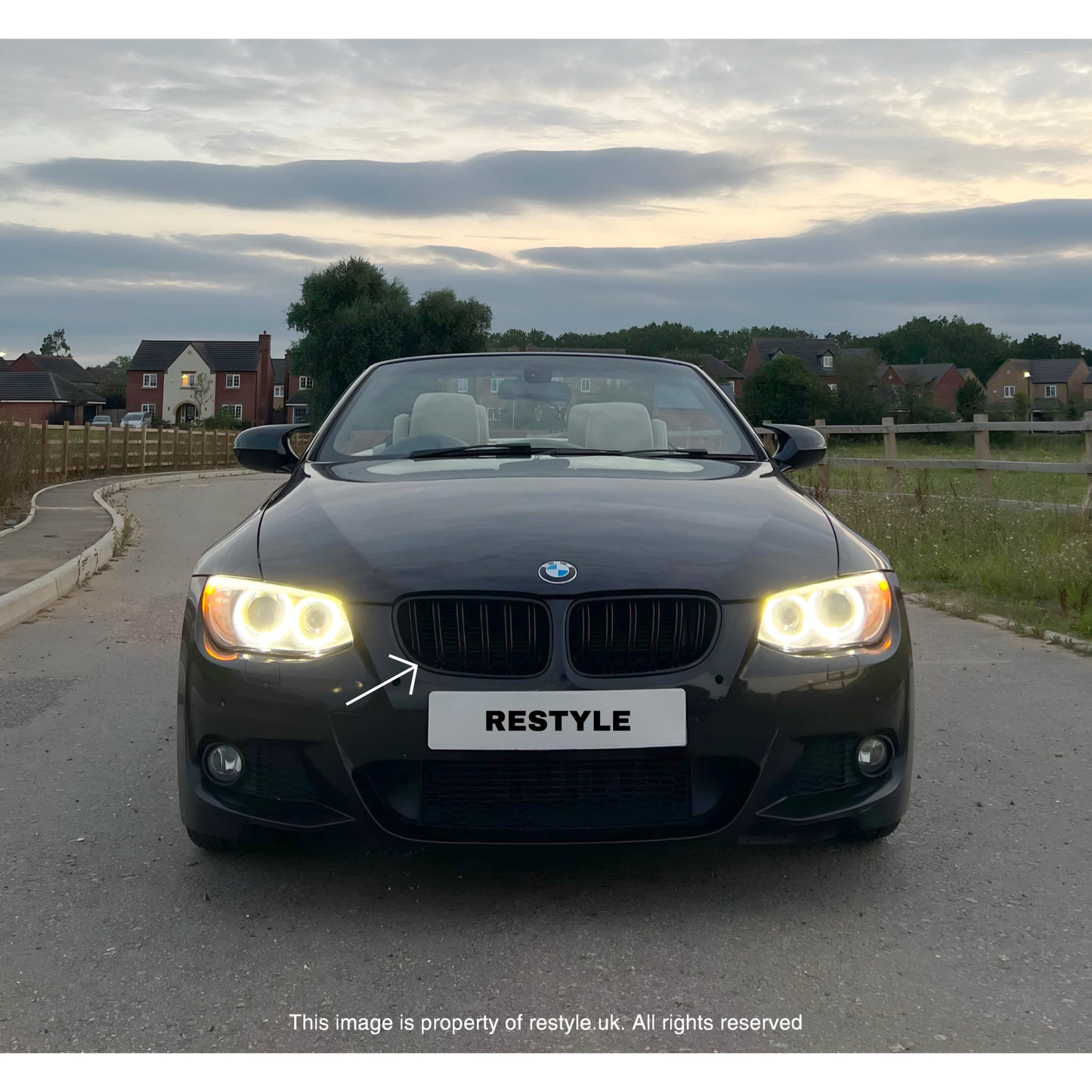 BMW 3 Series E92/E93 Gloss Black Front Kidney Grille Set