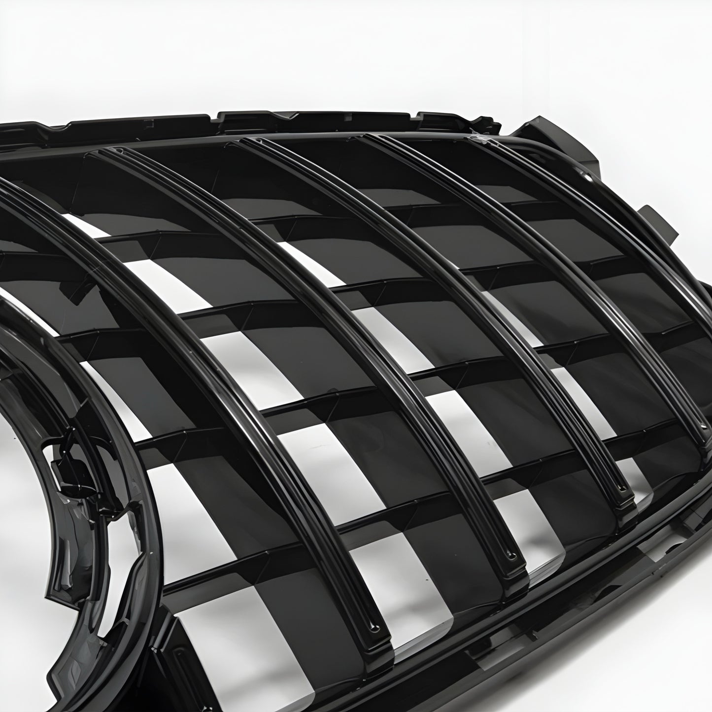 Mercedes A-Class W176 Gloss Black Panamericana Front Grille: 2015-18 Facelift