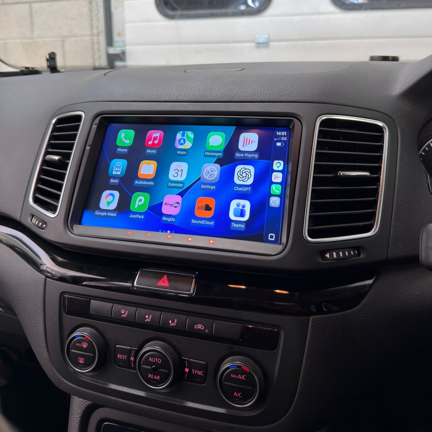 Seat Alhambra 9" Screen Upgrade with Apple CarPlay/Android Auto