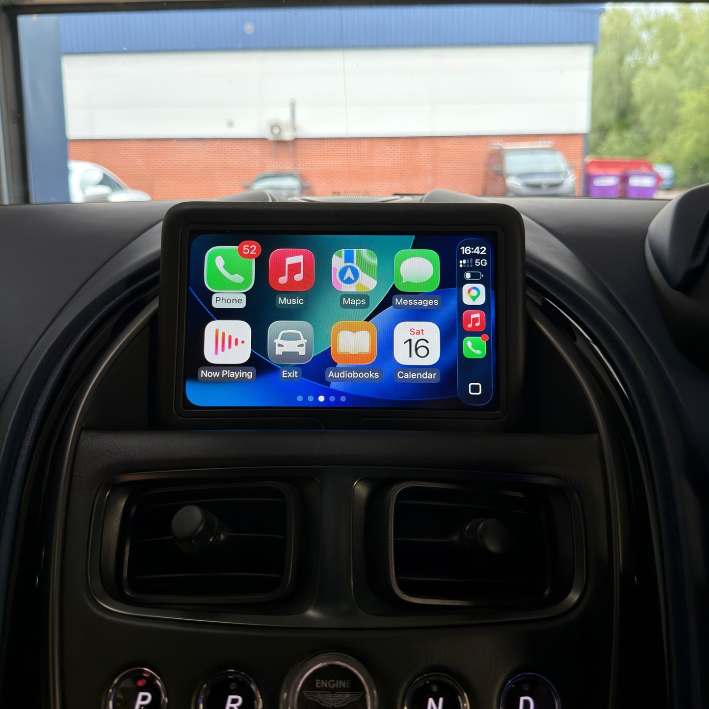 Aston Martin DB11 (2016-2021) Apple CarPlay/Android Auto Upgrade
