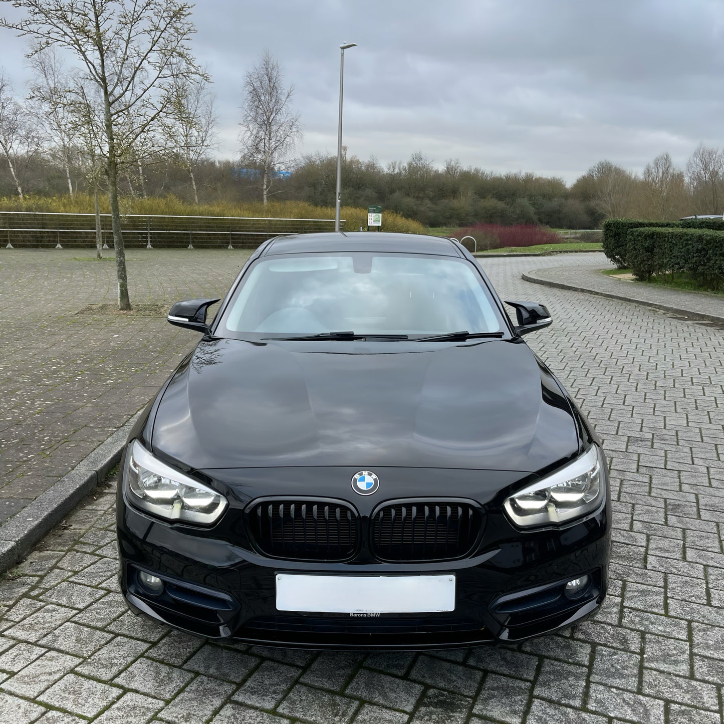 BMW 1 Series F20 Gloss Black Grill - LCI