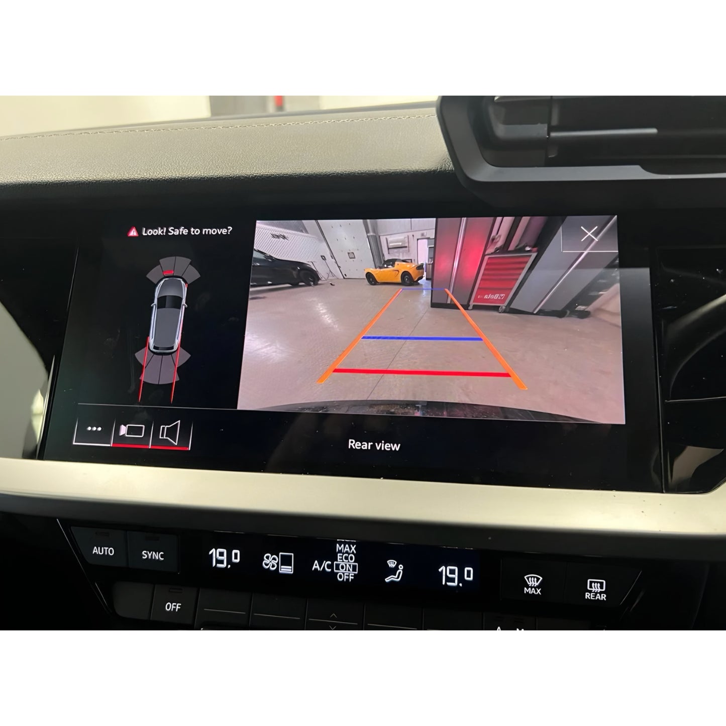 Audi A3 8Y Genuine Reversing Camera