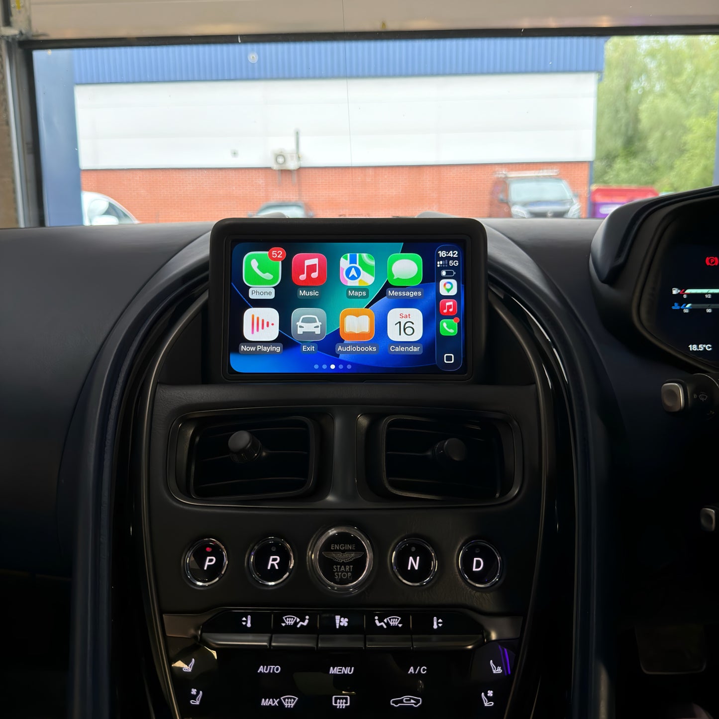 Aston Martin DB11 (2016-2021) Apple CarPlay/Android Auto Upgrade