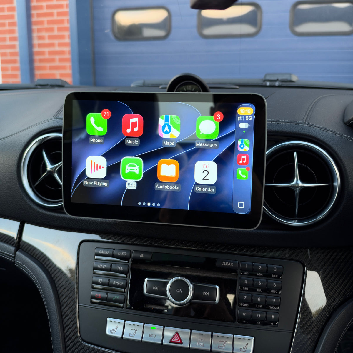 Mercedes-Benz SLK/SL 9" Screen Upgrade