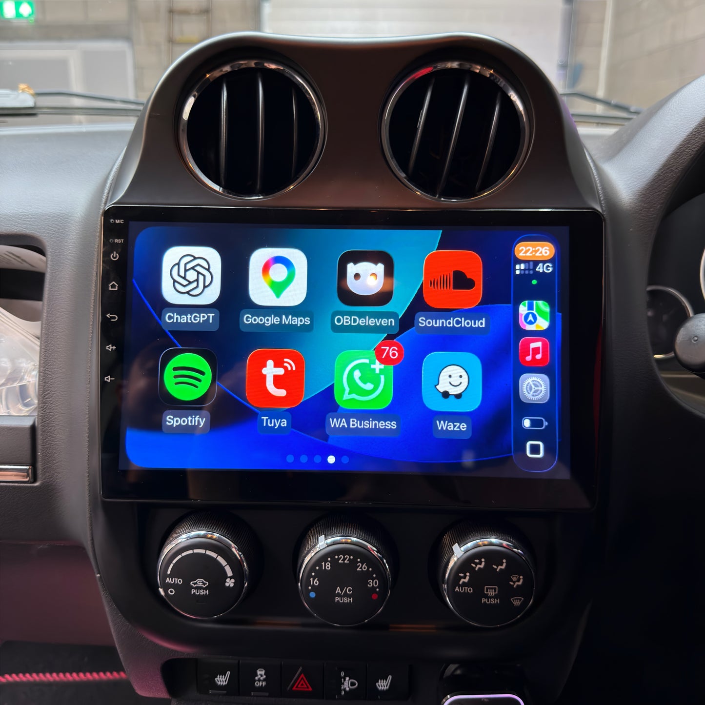 Jeep Compass 10.4" Screen Upgrade with Apple CarPlay/Android Auto