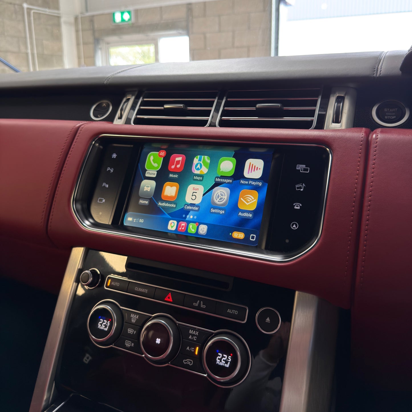 Range Rover Apple CarPlay/Android Auto Upgrade