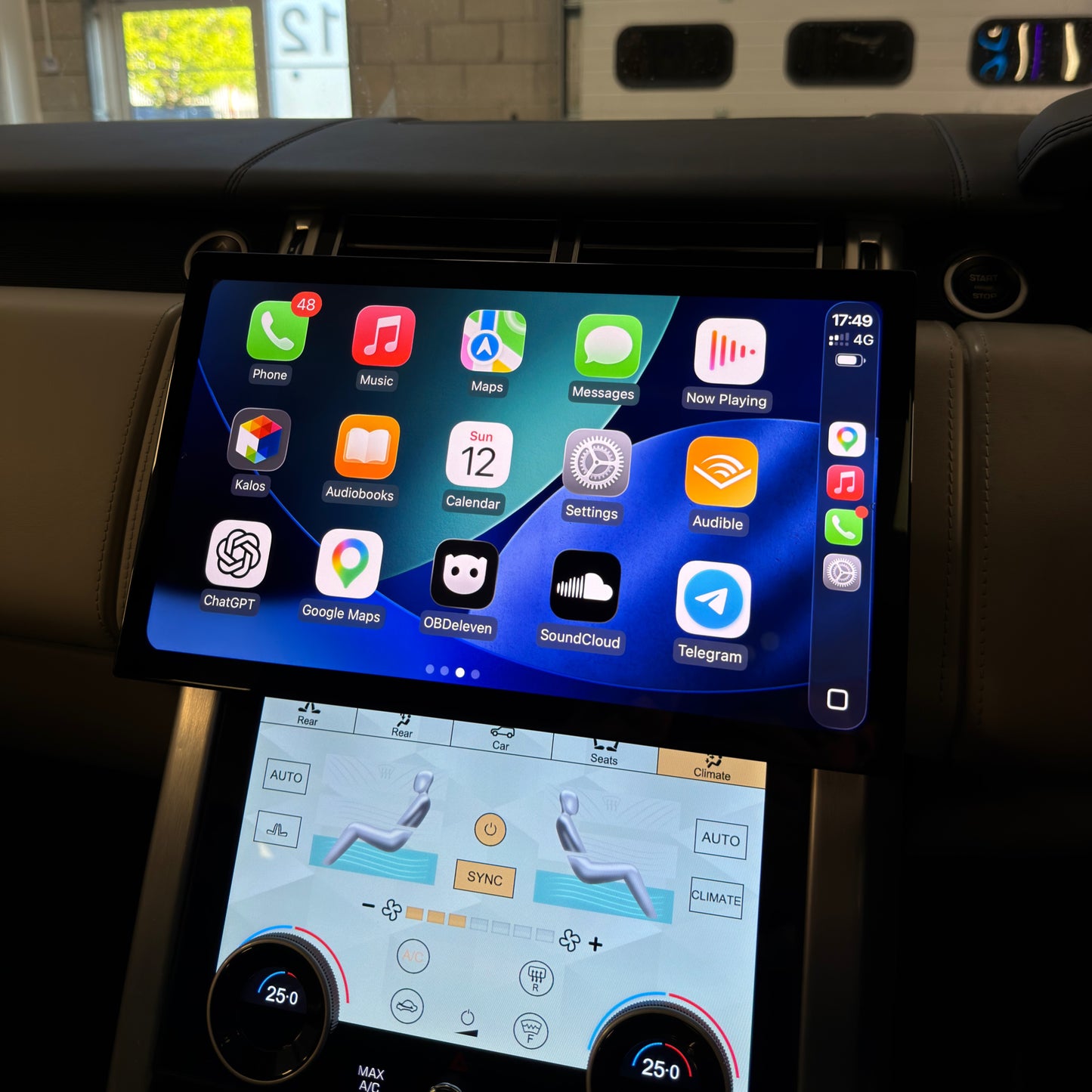 Range Rover Vogue L405 13.3" Touch Screen Upgrade