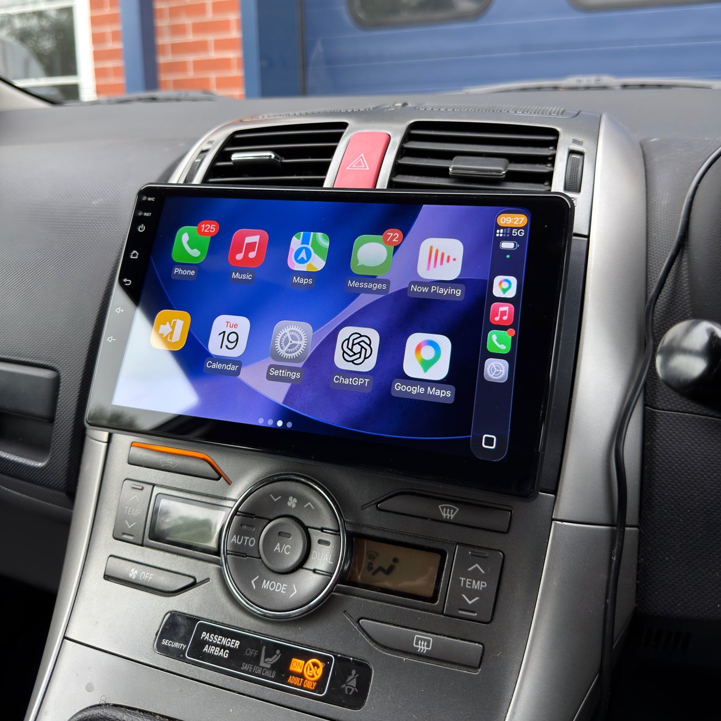Toyota Auris 9" Screen Upgrade (2006-2012)