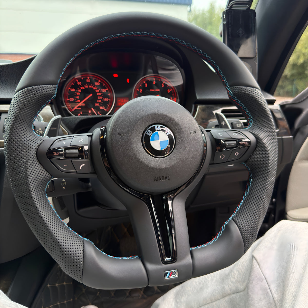BMW E90-93 F Series Style Steering Wheel