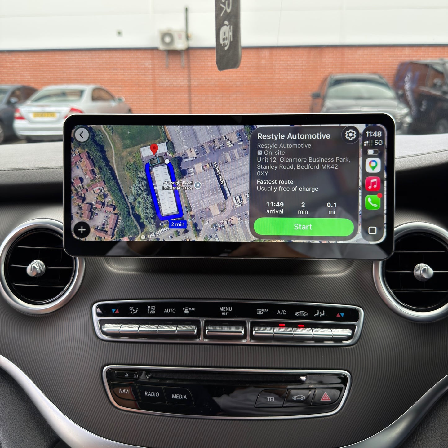 Mercedes-Benz V-Class 12.3" Screen Upgrade