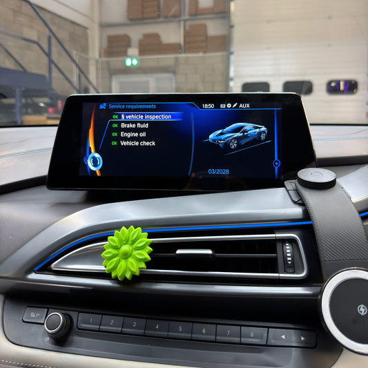 BMW i8 10.25" Screen with Apple CarPlay/Android Auto