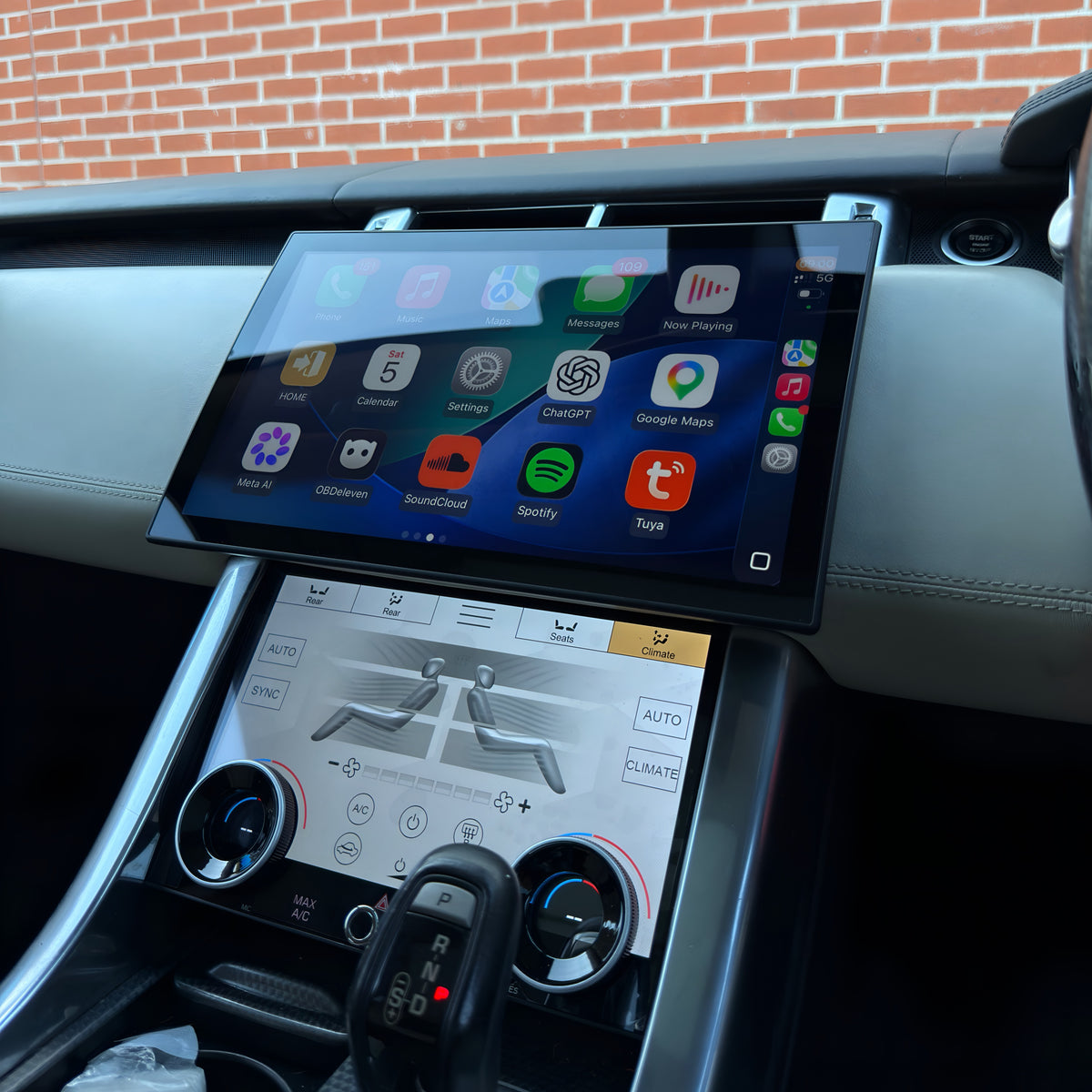 Range Rover Sport L494 (2013–2022) 13.3" Touch Screen Upgrade