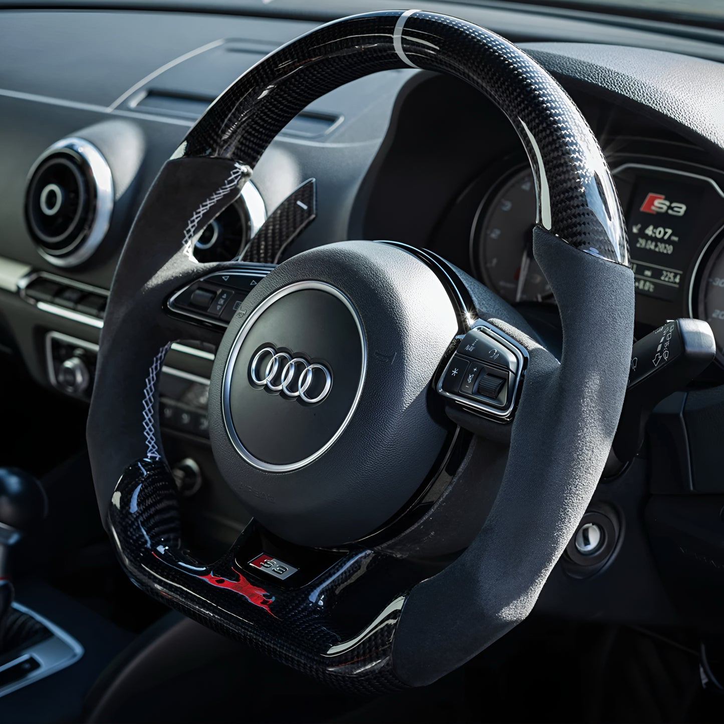 Audi A3/S3/RS3 8V Alcantara & Carbon Fibre Steering Wheel