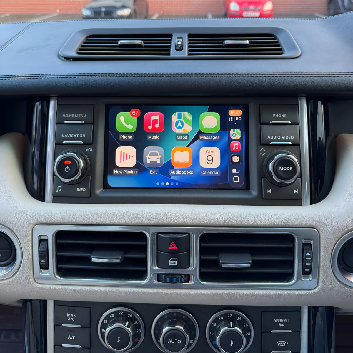 Range Rover L322 (2009-2012) Apple CarPlay/Android Auto