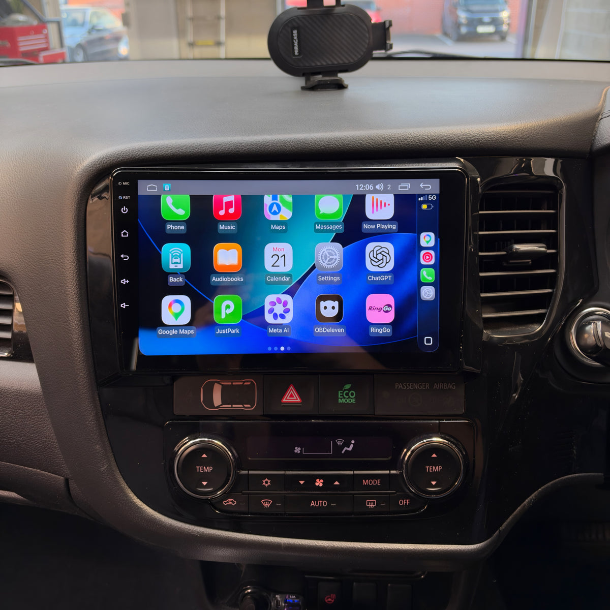 Mitsubishi Outlander/Pajero 9" Screen Upgrade