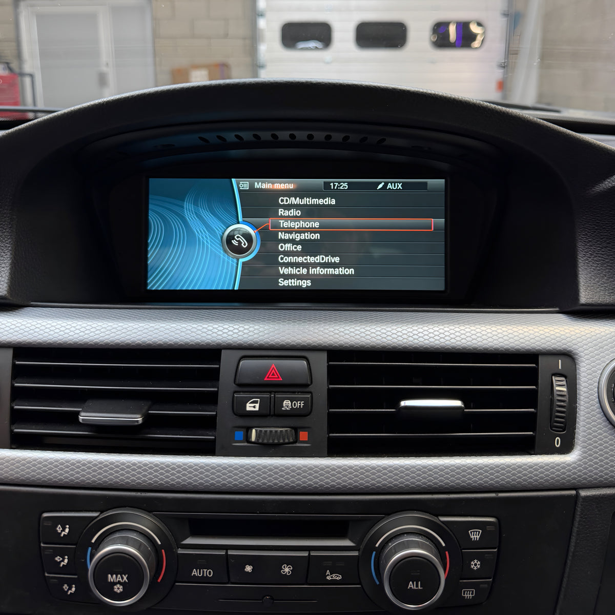 BMW E90/91/92/93 Series 8.8" Touch Screen Upgrade
