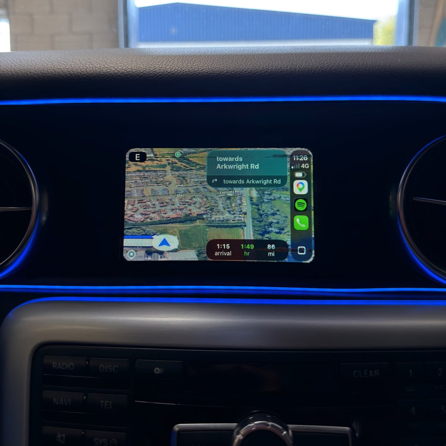 Mercedes-Benz SLK Apple CarPlay/Android Auto