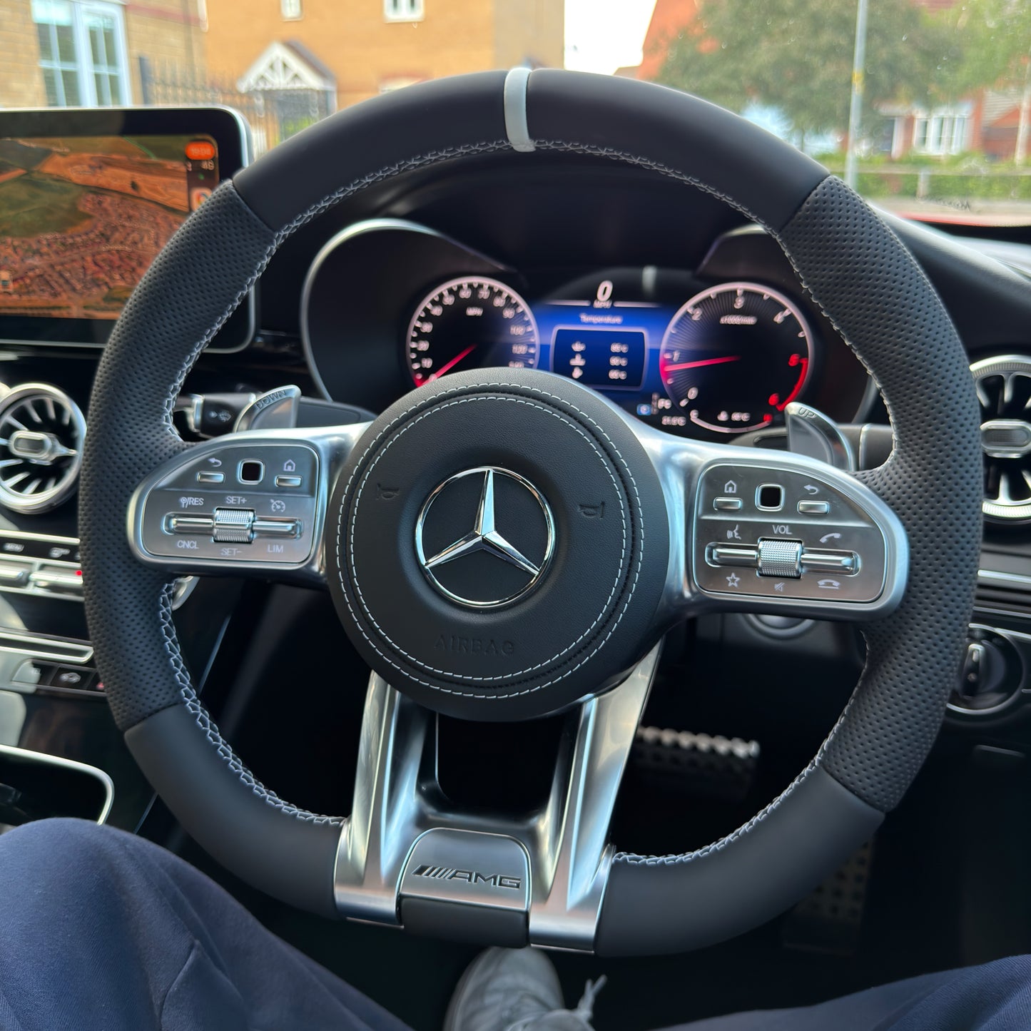 Mercedes-Benz Flat-Bottom Steering Wheel