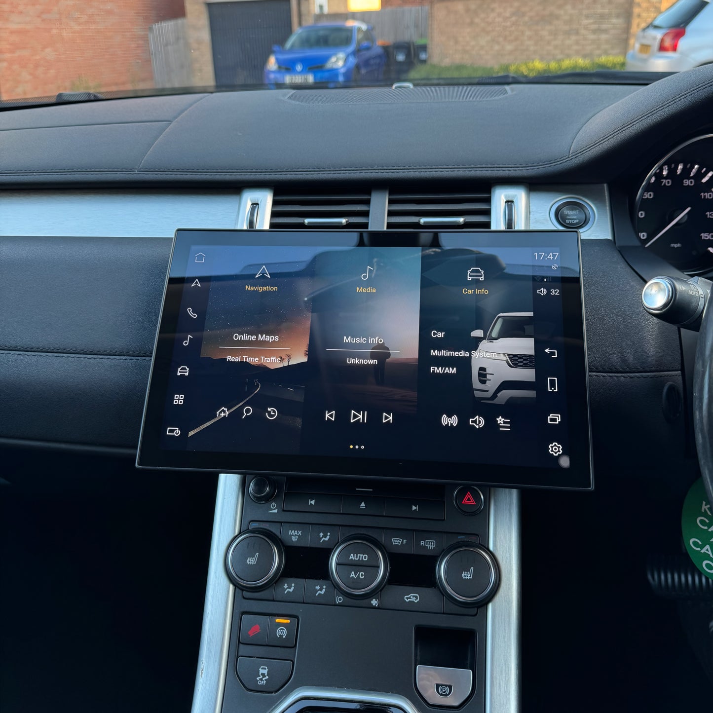 Range Rover Evoque 13.3" Touch Screen Upgrade