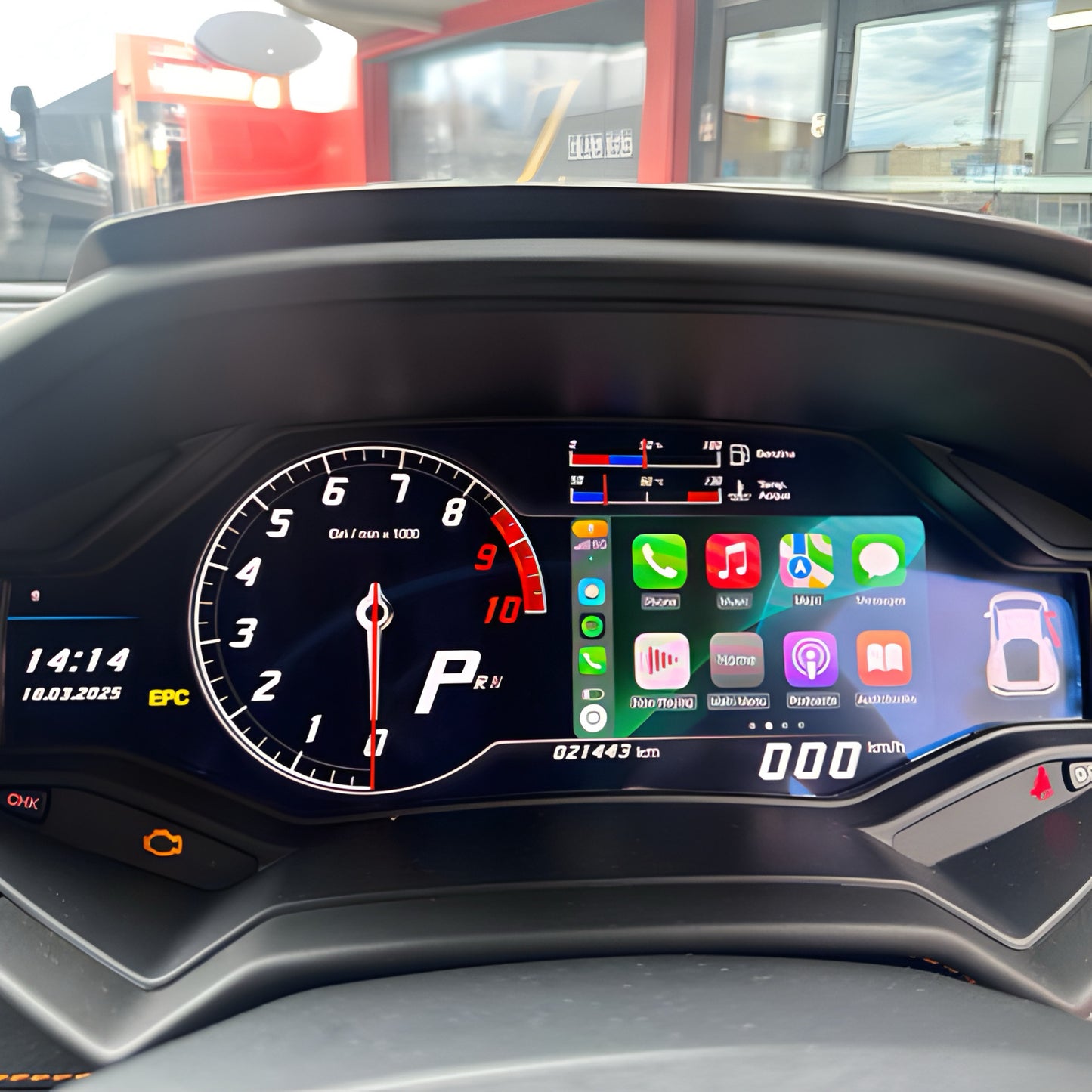 Lamborghini Huracan (2013–2019) Apple CarPlay & Android Auto Activation