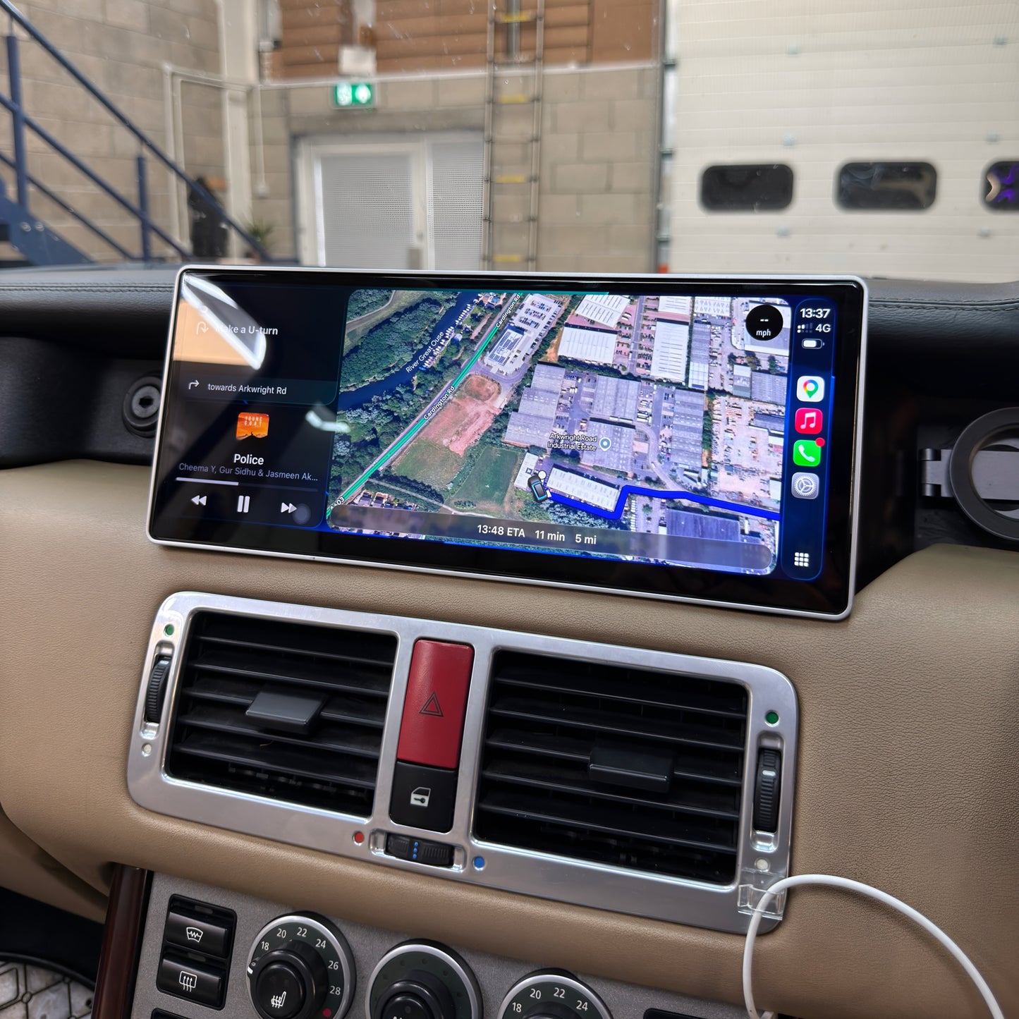 Range Rover Vogue L322 12.3" Screen Upgrade