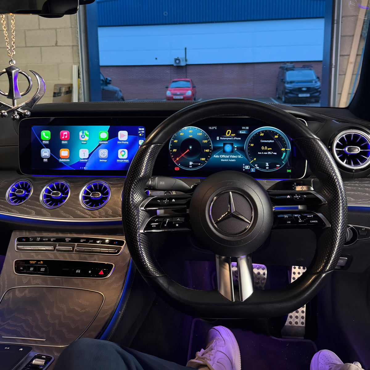 Mercedes-Benz NTG5.5/6.0 E-Class Apple CarPlay/Android Auto Upgrade