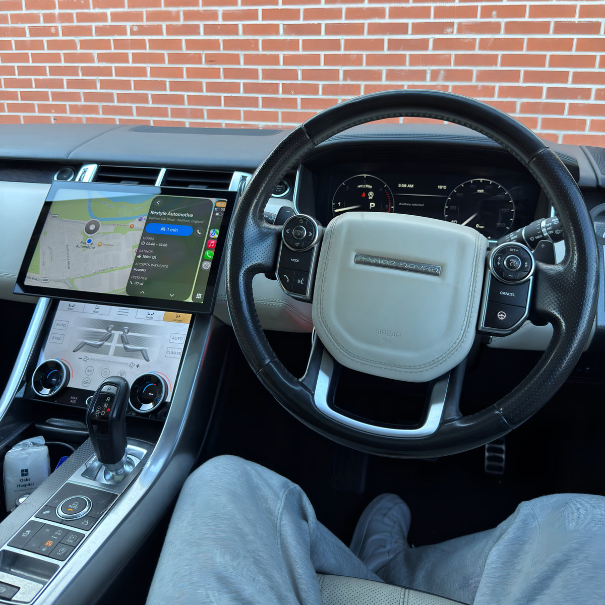 Range Rover Sport L494 (2013–2022) 13.3" Touch Screen Upgrade