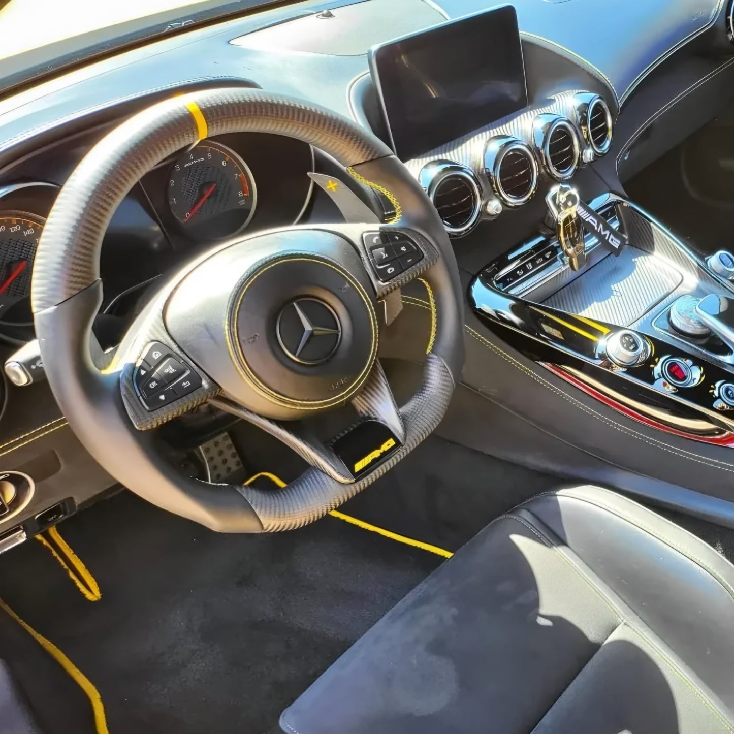 Mercedes GT/GTS/GTC/GTR Screen Upgrade