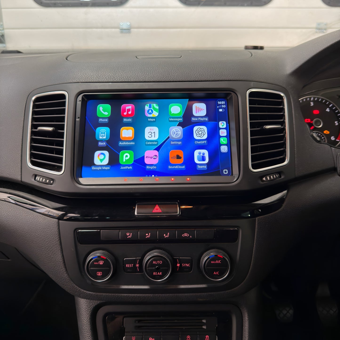 Seat Alhambra 9" Screen Upgrade with Apple CarPlay/Android Auto