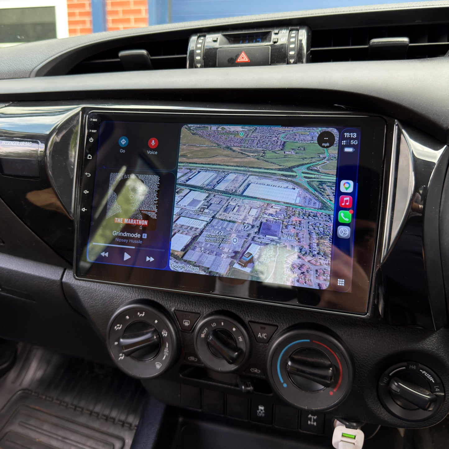 Toyota Hilux Screen with Apple CarPlay/Android Auto