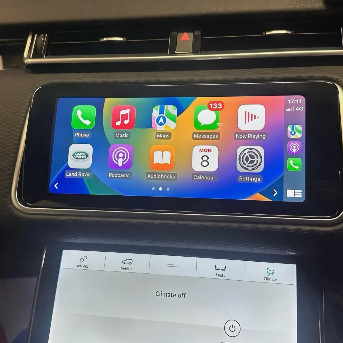 Range Rover Velar Apple CarPlay Upgrade