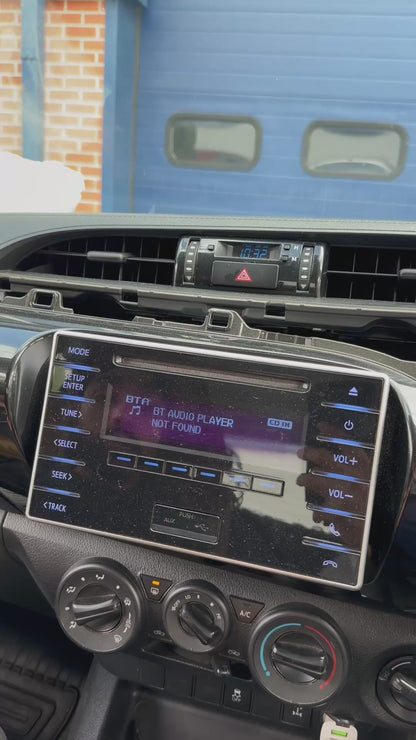 Toyota Hilux Screen with Apple CarPlay/Android Auto